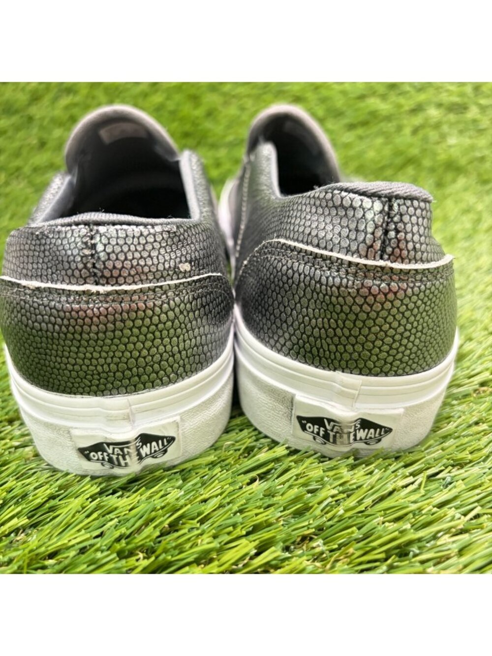 Vans Classic Slip-On Womens Size 8.5 Silver Athletic Walking Shoes Sneakers - Picture 6 of 10